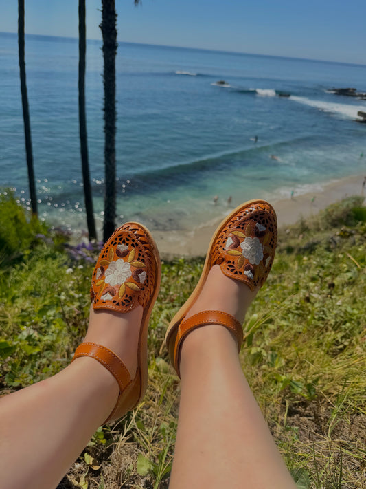 Canela Floral Sunburst Embroidery Ankle Strap Huaraches