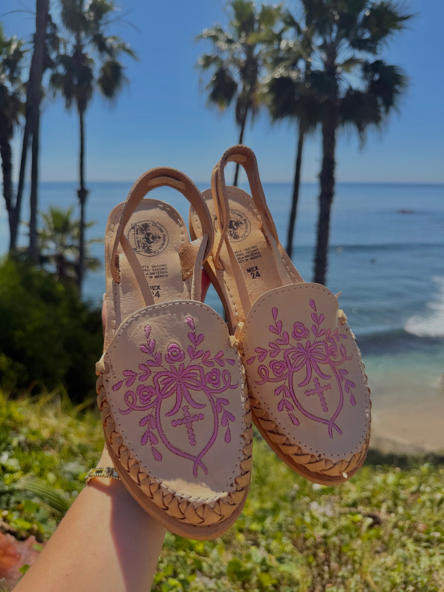 Pink Cross Lace Up Natural Leather Huaraches