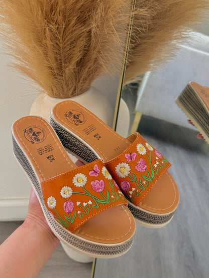 Floral & Butterfly Embroidered Leather Platform Huaraches