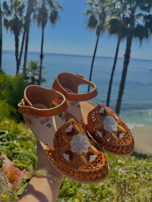 Canela Floral Sunburst Embroidery Ankle Strap Huaraches