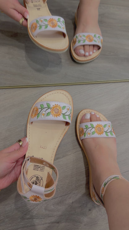 Pastel Sunflower Girasol Embroidery White Leather Ankle Strap Huaraches